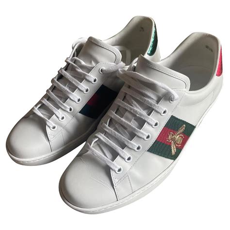 white sneakers gucci|original Gucci bee sneakers.